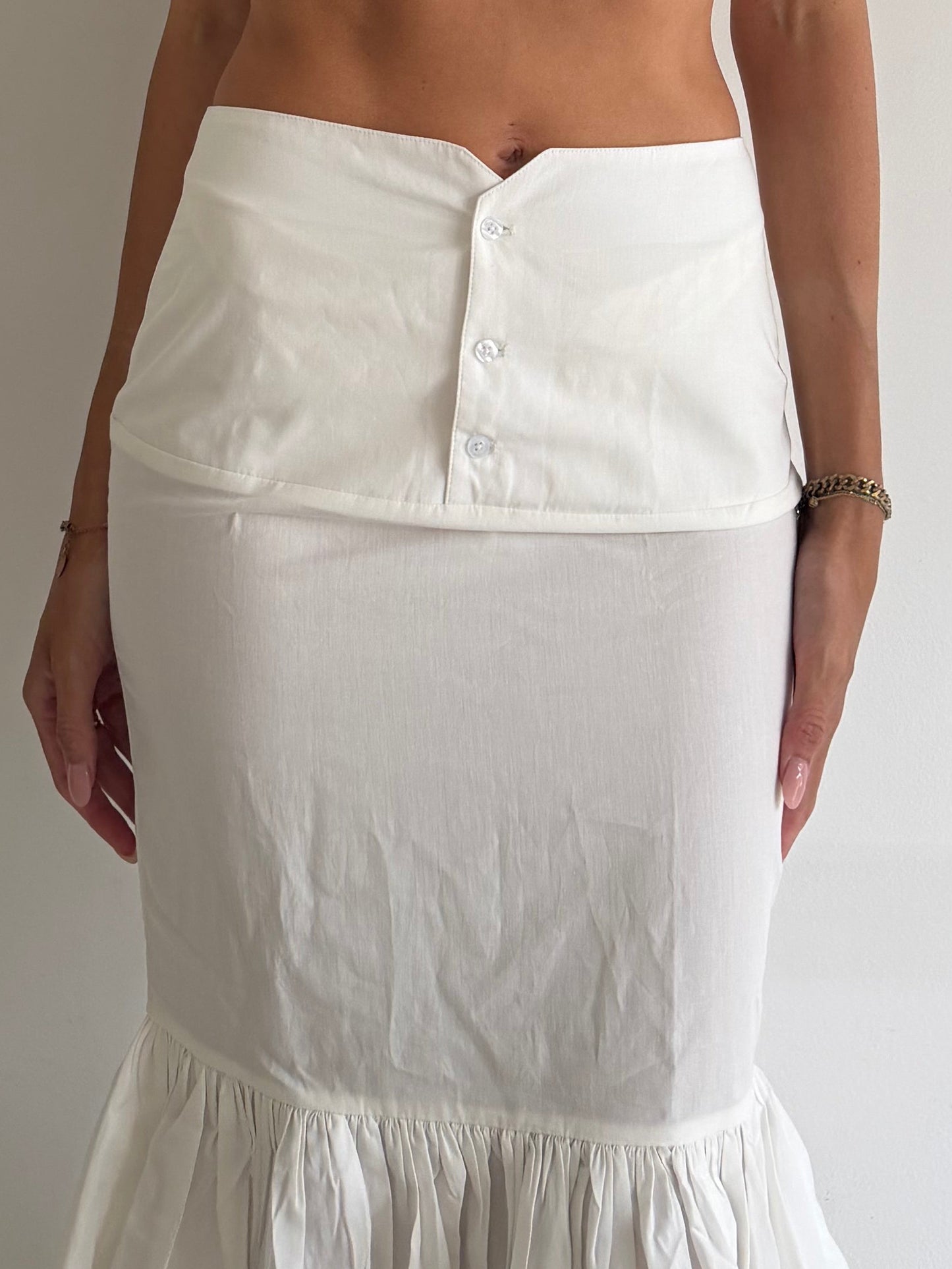 White/cream high waisted skirt
