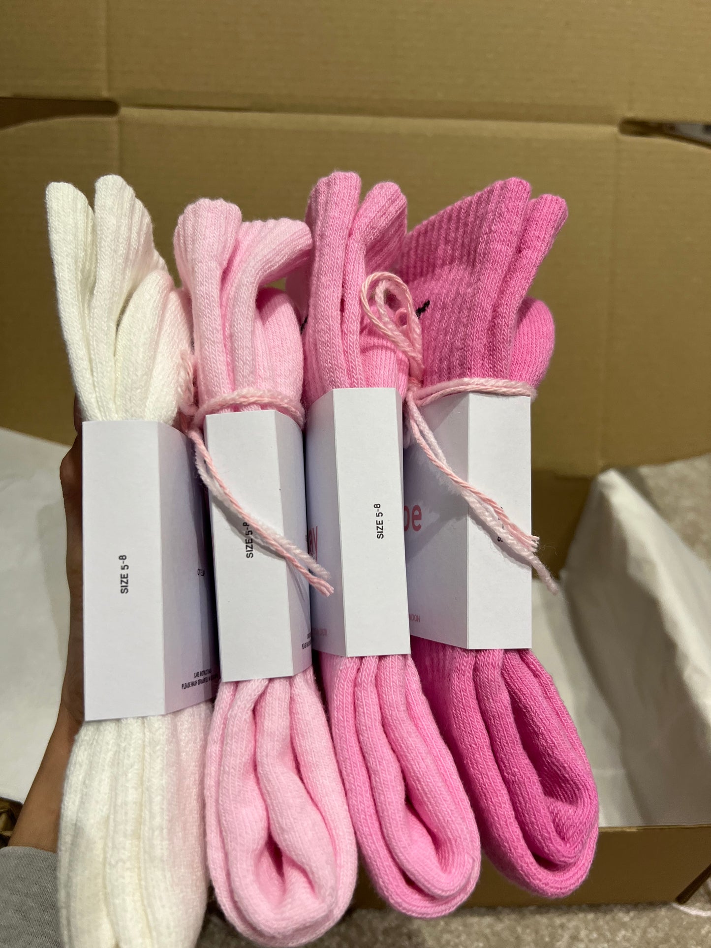 Valentines gift set box Nike crew socks pack of 4. 4 pairs white and baby pink gift box.