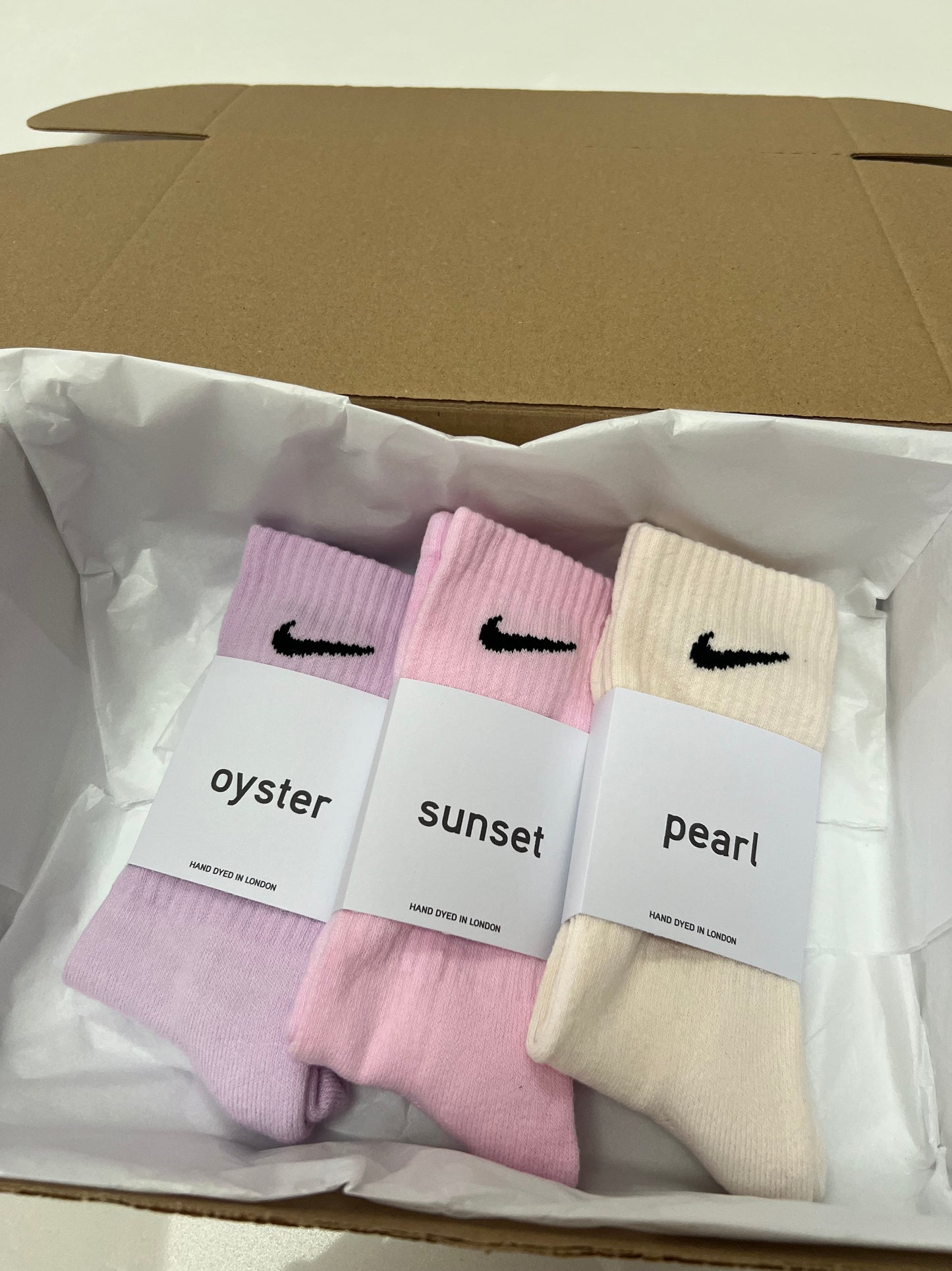 3 pack Nike crew socks gift box. 3 pairs baby pink