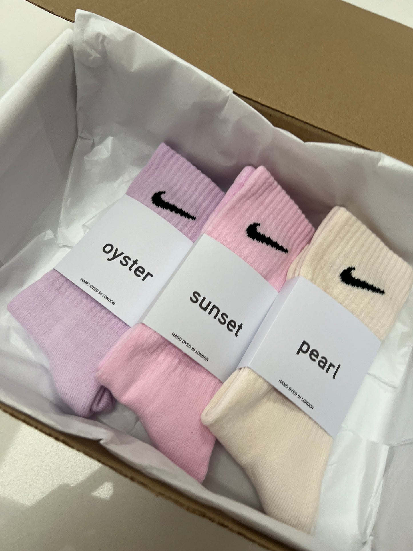 3 pack Nike crew socks gift box. 3 pairs baby pink