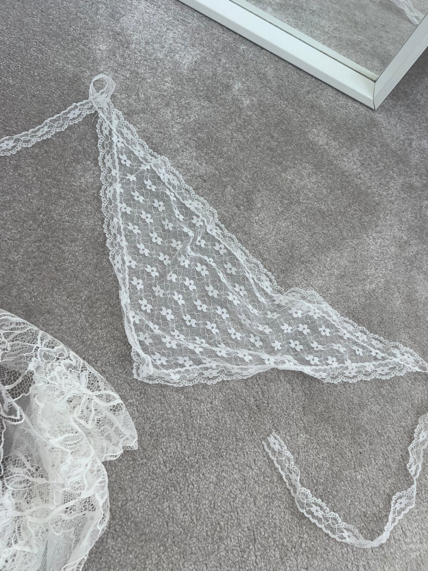White lace scarf