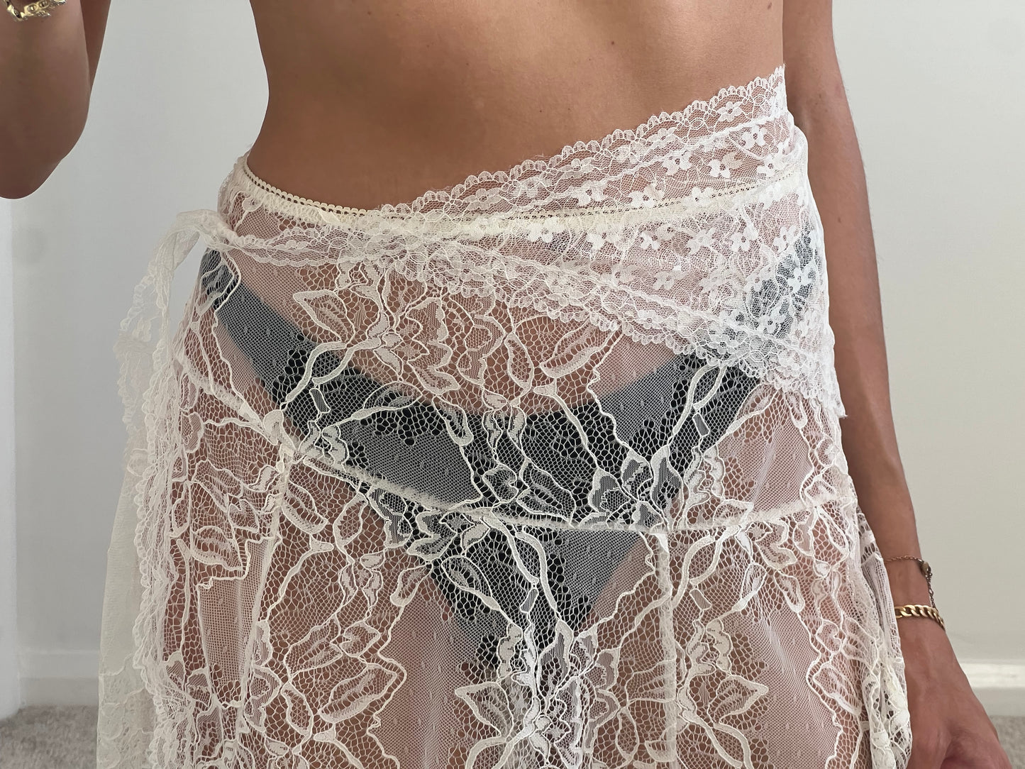 White lace scarf